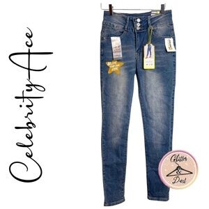 Celebrity Ace LAST CHANCE SALE NWT High Waisted Denim Jeans